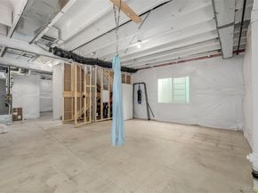 23652 E 40th Avenue, Aurora CO 80019