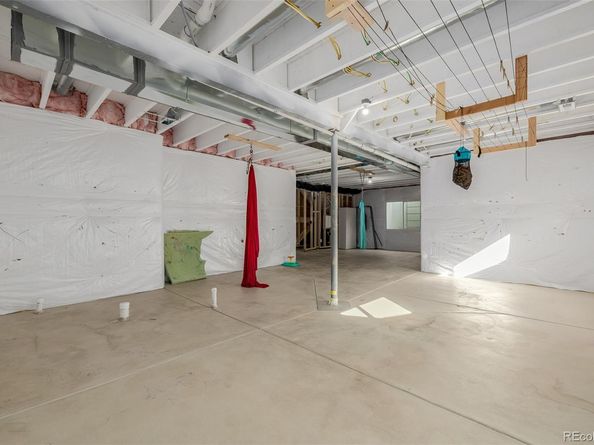 23652 E 40th Avenue, Aurora CO 80019