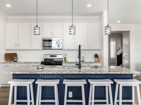 23652 E 40th Avenue, Aurora CO 80019