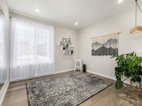 23652 E 40th Avenue, Aurora CO 80019