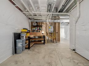 23652 E 40th Avenue, Aurora CO 80019