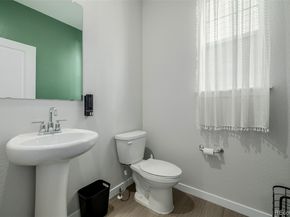 23652 E 40th Avenue, Aurora CO 80019