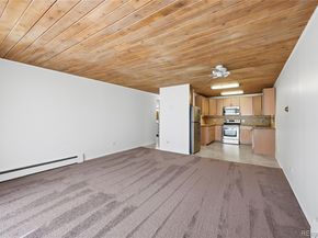 655 S Clinton Street 4B, Denver CO 80247