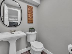 18647 E Berry Drive, Aurora CO 80015
