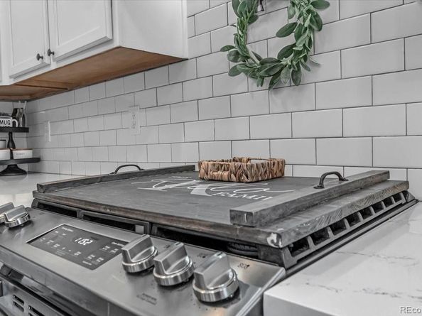 18647 E Berry Drive, Aurora CO 80015