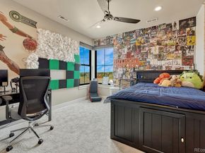 Undisclosed Address #2846047, Aurora CO 80016