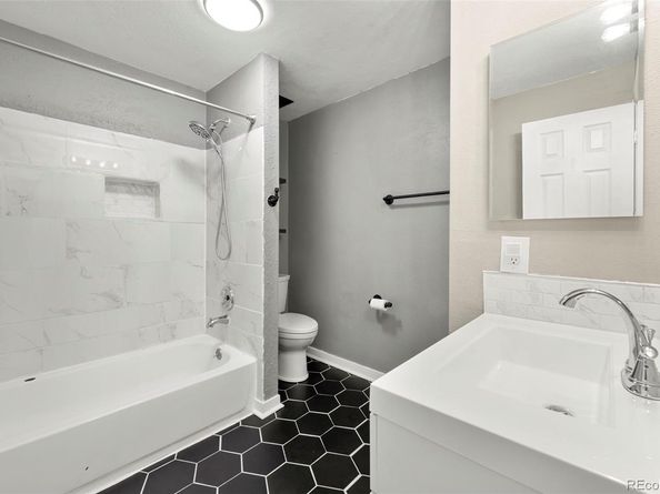 5443 W 76th Avenue 404, Arvada CO 80003