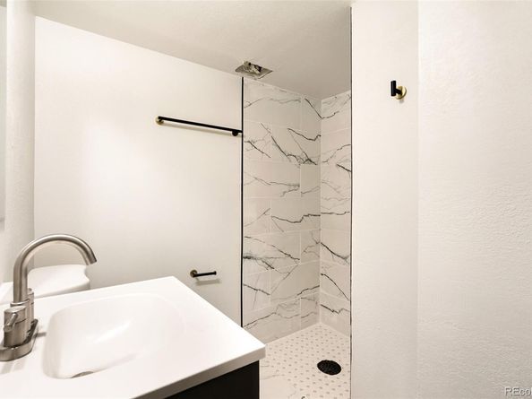 556 Empire Street, Aurora CO 80010