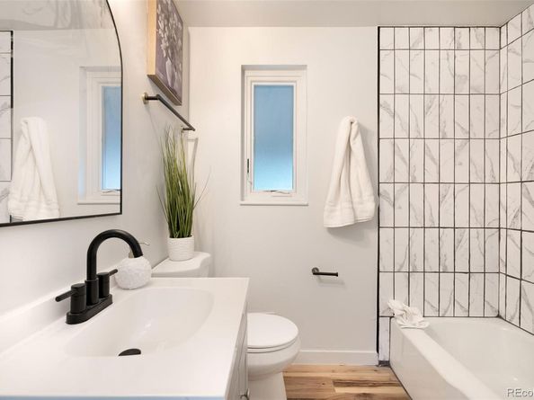 556 Empire Street, Aurora CO 80010