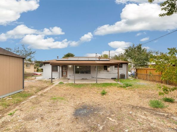 556 Empire Street, Aurora CO 80010