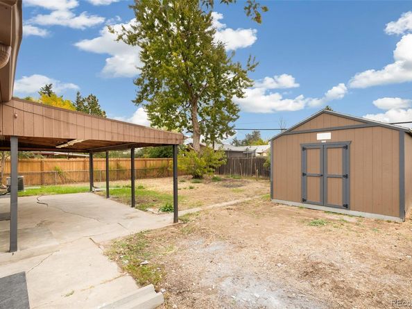 556 Empire Street, Aurora CO 80010