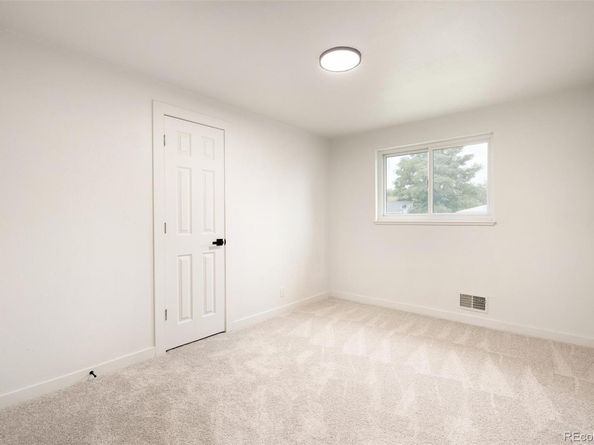 556 Empire Street, Aurora CO 80010
