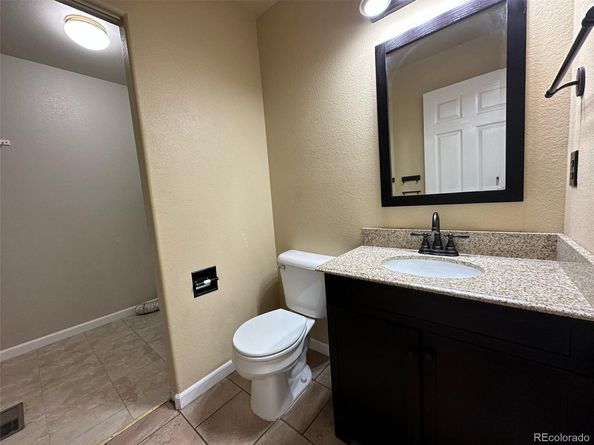 19093 E Bellewood Drive, Aurora CO 80015