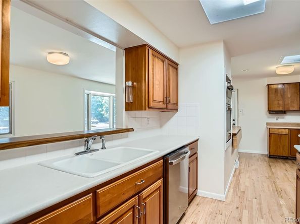 135 Dover Street, Lakewood CO 80226