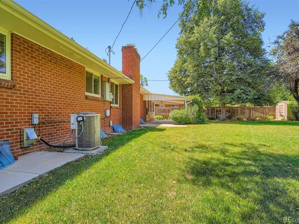 135 Dover Street, Lakewood CO 80226