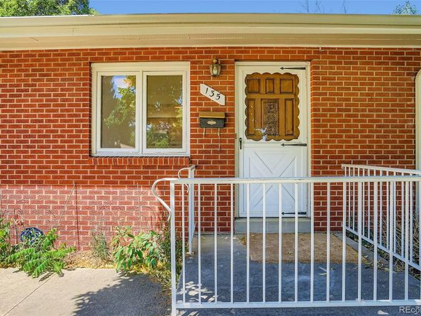 135 Dover Street, Lakewood CO 80226