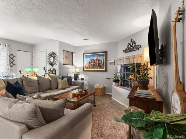 8910 Fox Drive 9, Denver CO 80260