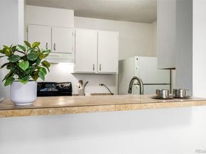 2281 S Vaughn Way 118A, Aurora CO 80014