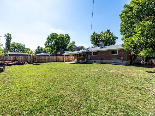 2450 Miller Street, Lakewood CO 80215