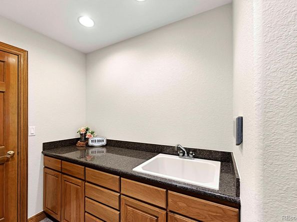 2595 S Harlan Court, Lakewood CO 80227