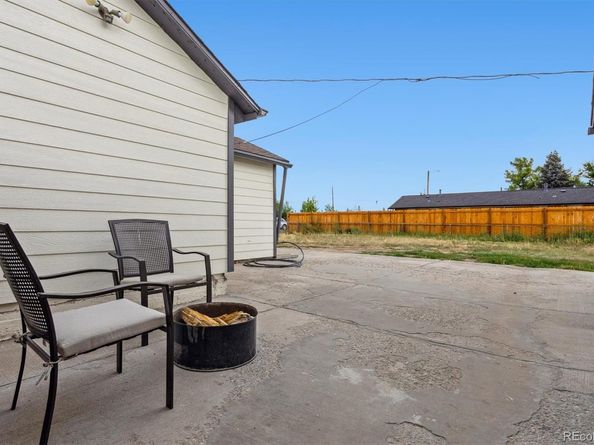 370 S Newton, Denver CO 80219
