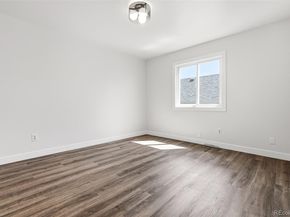 2016 Mount Sneffels Street, Longmont CO 80504