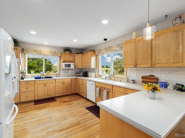 7390 S Liverpool Street, Centennial CO 80016