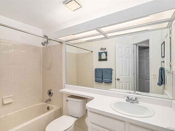 6325 S Oak Way, Littleton CO 80127
