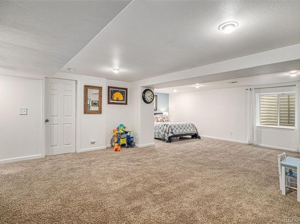 6325 S Oak Way, Littleton CO 80127