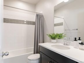 6346 Dayton Way, Denver CO 80238