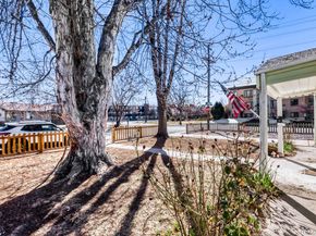 1605 Oakland Street, Aurora CO 80010