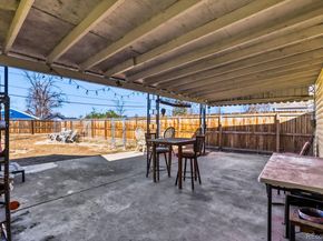 1605 Oakland Street, Aurora CO 80010