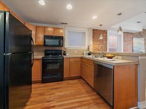 1576 N Franklin Street, Denver CO 80218