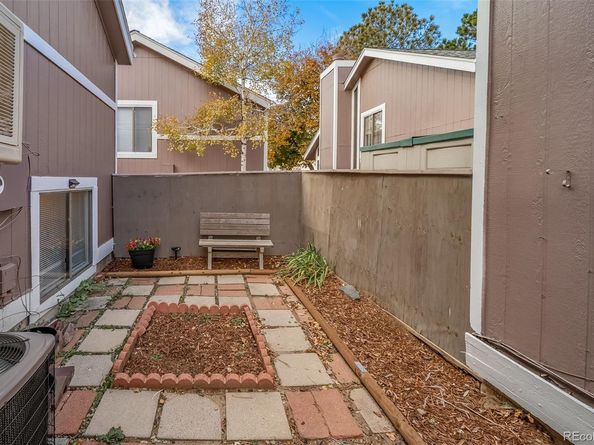 3853 S Genoa Court D, Aurora CO 80013