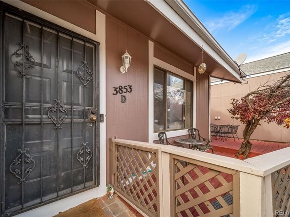 3853 S Genoa Court D, Aurora CO 80013