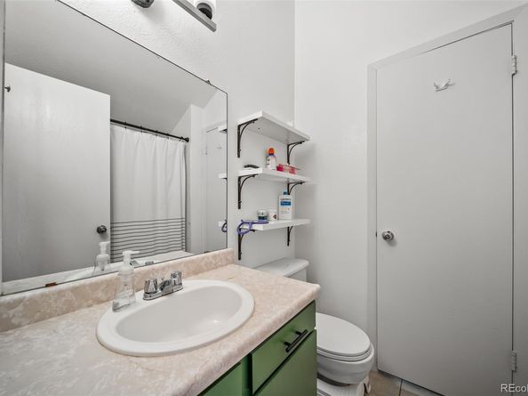 3853 S Genoa Court D, Aurora CO 80013