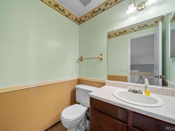 3853 S Genoa Court D, Aurora CO 80013