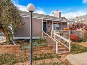 3853 S Genoa Court D, Aurora CO 80013