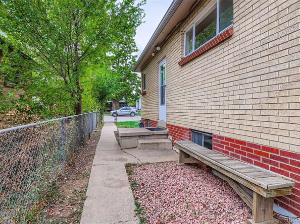 3348 S Emerson Street, Englewood CO 80113
