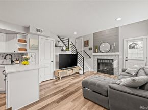 932 S Dearborn Way 11, Aurora CO 80012