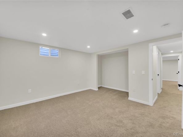 115 Hemlock Way, Broomfield CO 80020