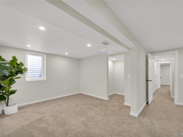 115 Hemlock Way, Broomfield CO 80020