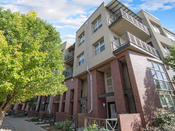 7700 E 29th Avenue 303, Denver CO 80238