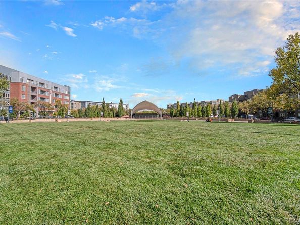 7700 E 29th Avenue 303, Denver CO 80238