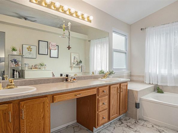 22778 E Alamo Lane, Aurora CO 80015