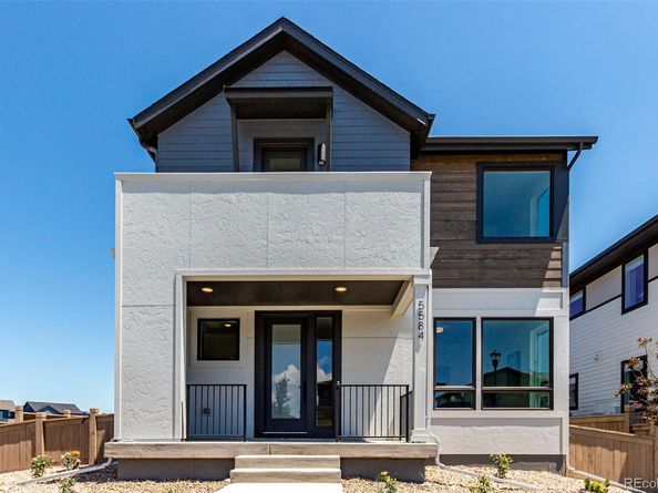 5584 Moosehead Circle, Longmont CO 80504