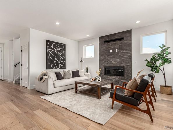 5584 Moosehead Circle, Longmont CO 80504