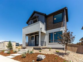 5584 Moosehead Circle, Longmont CO 80504