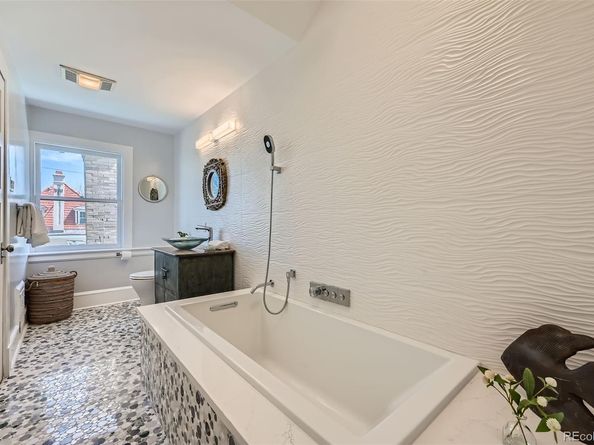 680 N Emerson Street, Denver CO 80218