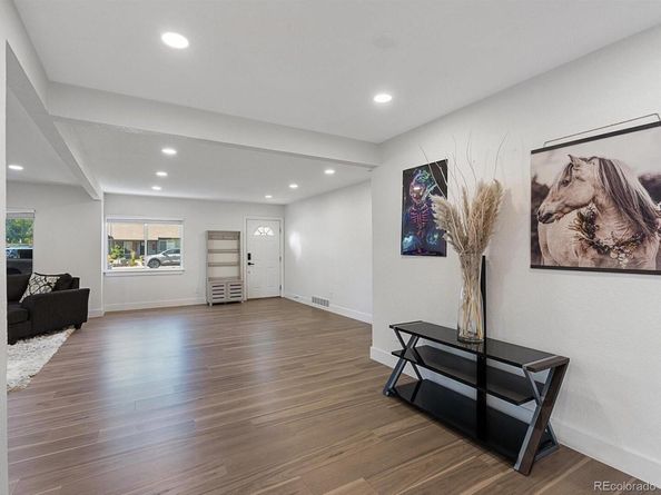 900 Troy Street, Aurora CO 80011